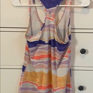 Lulu lemon tank size 6